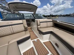 Thumbnail von Sea Ray SLX 310 Outboard