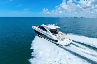 Cruisers Yachts 45 Cantius