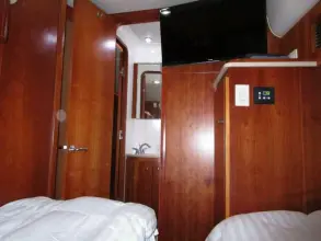 Thumbnail von Tiara Yachts 5200 Express ENDLESS SUMMER