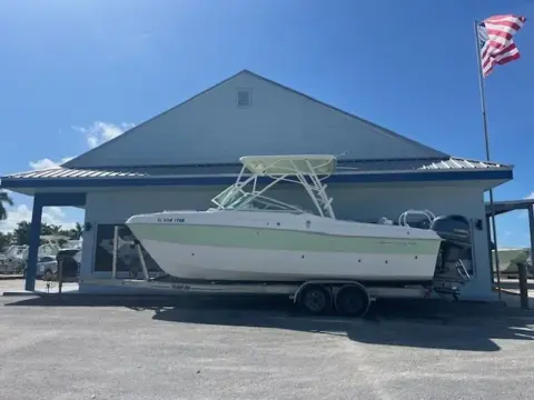 World Cat 230 SD