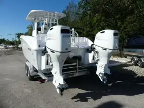 Thumbnail von Twin Vee 260 Center Console GFX