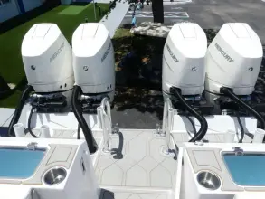 Thumbnail von Twin Vee 400 Center Console GFX