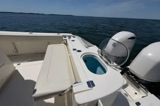Thumbnail von Cobia 277 Center Console