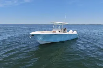 Thumbnail von Cobia 277 Center Console