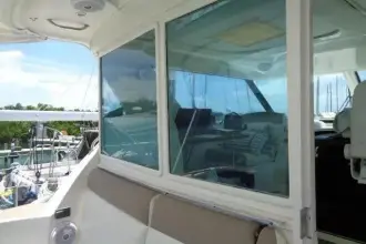 Thumbnail von Tiara Yachts 4400 Sovran