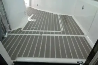 Thumbnail von Tiara Yachts 4400 Sovran