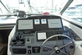 Thumbnail von Tiara Yachts 4400 Sovran