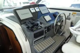 Thumbnail von Tiara Yachts 4400 Sovran