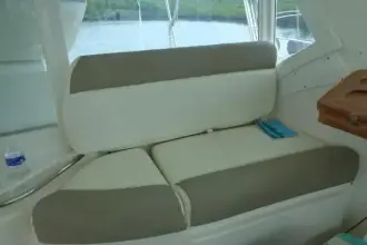 Thumbnail von Tiara Yachts 4400 Sovran