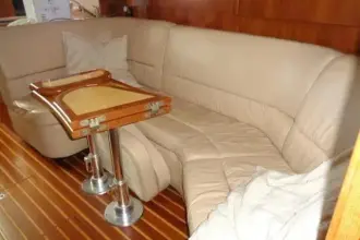 Thumbnail von Tiara Yachts 4400 Sovran