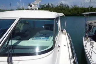 Thumbnail von Tiara Yachts 4400 Sovran