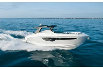 Thumbnail von Cruisers Yachts 38 GLS OB