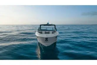 Thumbnail von Cruisers Yachts 38 GLS OB
