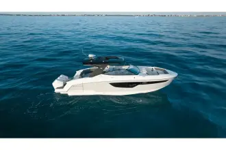 Thumbnail von Cruisers Yachts 38 GLS OB