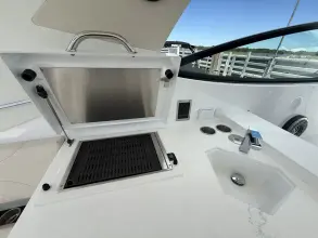 Thumbnail von Cruisers Yachts 38 GLS OB