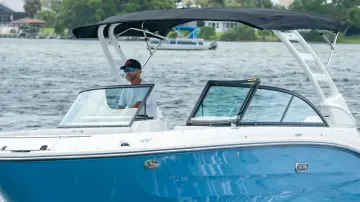 Thumbnail von Sea Ray SDX 230 Outboard