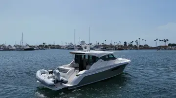 Thumbnail von Tiara Yachts C44