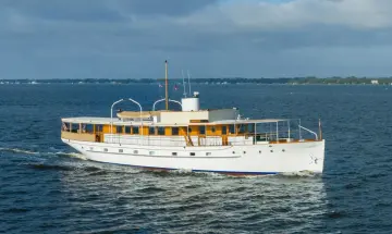 Mathis Yacht Building Company Trumpy Fantail INNISFAIL