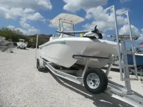 Thumbnail von Twin Vee Bay Cat 22