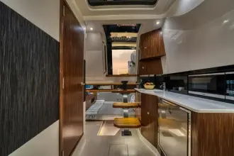Thumbnail von Sea Ray 370 Sundancer Outboard