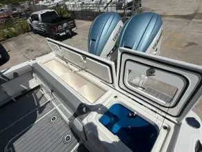 Thumbnail von Everglades 335 CC