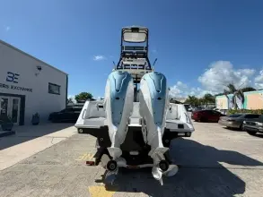 Thumbnail von Everglades 335 CC