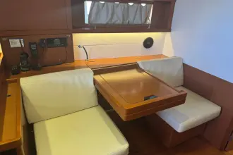Thumbnail von Beneteau Oceanis 48