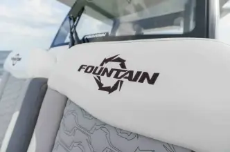 Thumbnail von Fountain 38 SCX Sip Happens