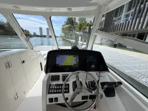 Thumbnail von World Cat 325 DC