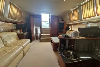 Thumbnail von Carver 444 Cockpit Motor Yacht