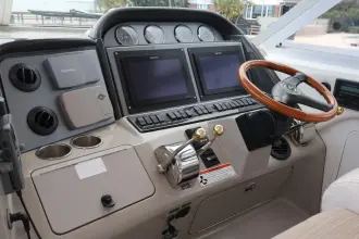 Thumbnail von Sea Ray 40 Motor Yacht Morse Code