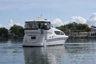Thumbnail von Sea Ray 40 Motor Yacht Morse Code