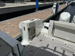 Thumbnail von Boston Whaler 320 Vantage