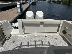 Thumbnail von Boston Whaler 320 Vantage