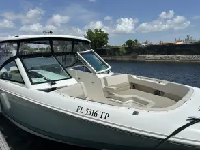 Thumbnail von Boston Whaler 320 Vantage