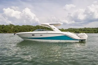 Sea Ray SLX 310 Outboard