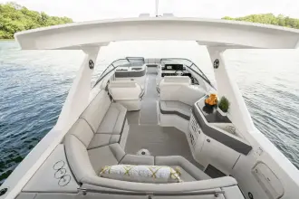 Thumbnail von Sea Ray SLX 310 Outboard