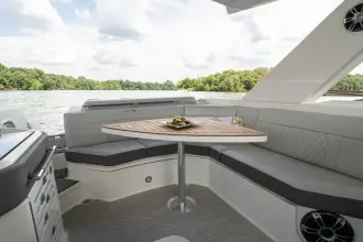 Thumbnail von Sea Ray SLX 310 Outboard