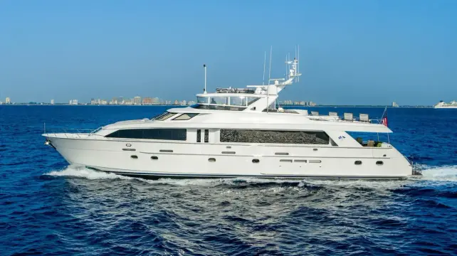 Hatteras 	100 Motor Yacht  MAGIC