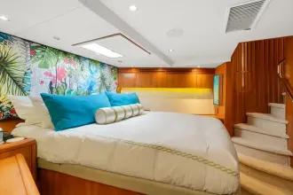 Thumbnail von Hatteras 	100 Motor Yacht  MAGIC