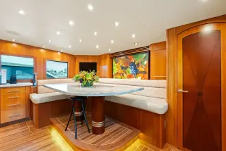 Thumbnail von Hatteras 	100 Motor Yacht  MAGIC