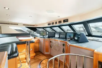 Thumbnail von Hatteras 	100 Motor Yacht  MAGIC