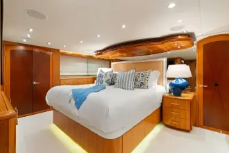 Thumbnail von Hatteras 	100 Motor Yacht  MAGIC