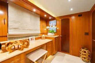 Thumbnail von Hatteras 	100 Motor Yacht  MAGIC