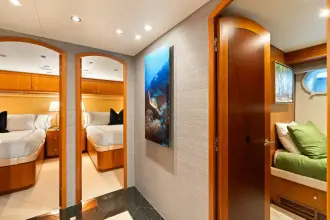 Thumbnail von Hatteras 	100 Motor Yacht  MAGIC