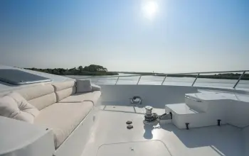 Thumbnail von Cheoy Lee 95 Motor Yacht FOOTLOOSE