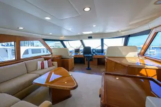 Thumbnail von Viking 92 Enclosed Bridge SPECULATOR