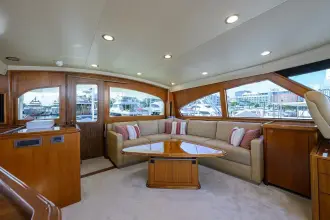 Thumbnail von Viking 92 Enclosed Bridge SPECULATOR
