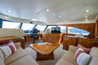 Thumbnail von Viking 92 Enclosed Bridge SPECULATOR
