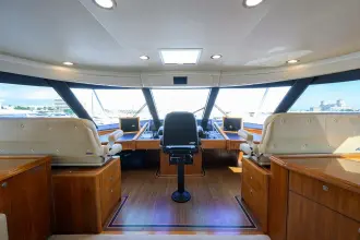 Thumbnail von Viking 92 Enclosed Bridge SPECULATOR